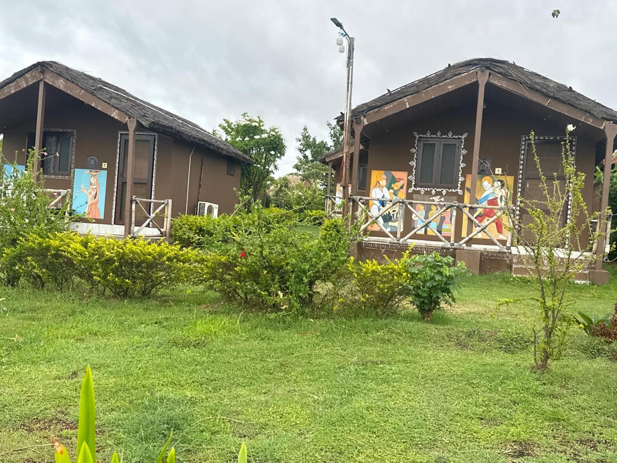 Leo Wooden Resorts Hampi Ngoại thất bức ảnh