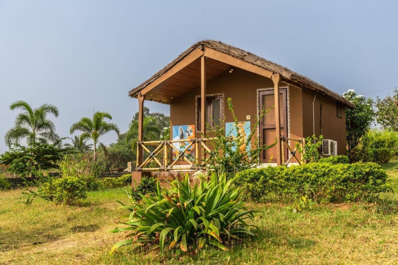 Leo Wooden Resorts Hampi Ngoại thất bức ảnh